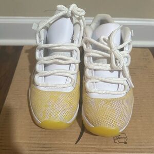Jordan 11 yellow snakeskin